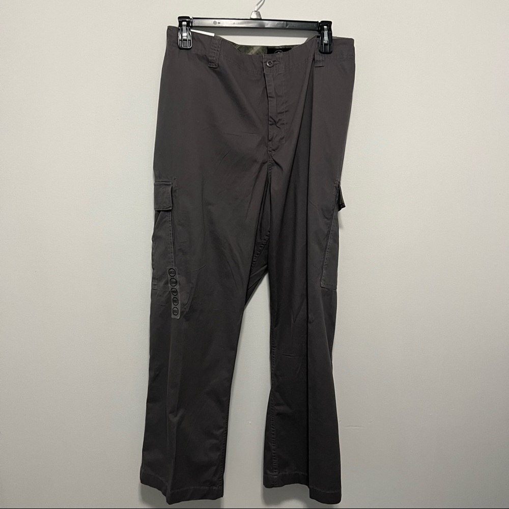 NWT red head cargo pants 52x32